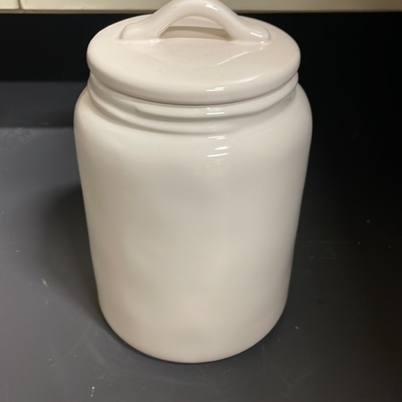 Rae Dunn holiday cookie jar - Picture 4 of 5